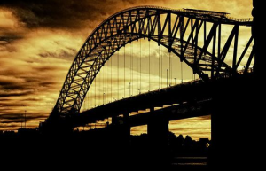 Calls surge with Chicago Bridge