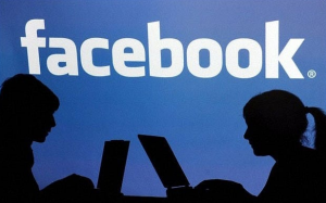 Facebook calls rally before earnings