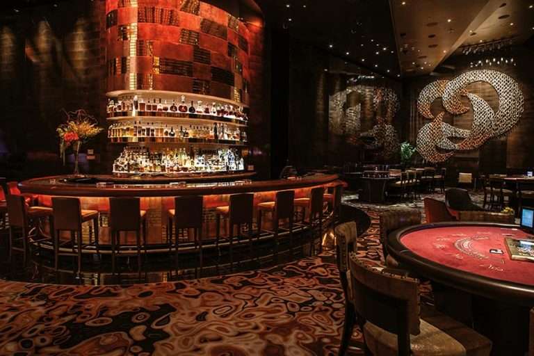 Jon Najarian Sees Unusual Options Activity in Las Vegas Sands, Warner Bros, and Hertz