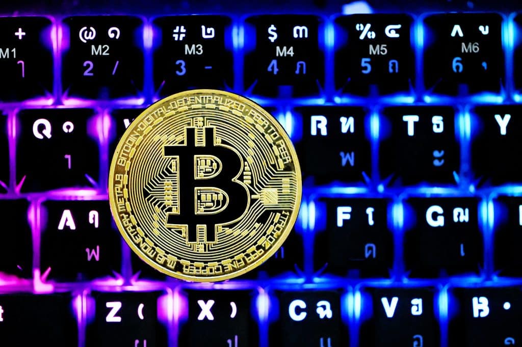 How to Use the Crypto Fear and Greed Index 